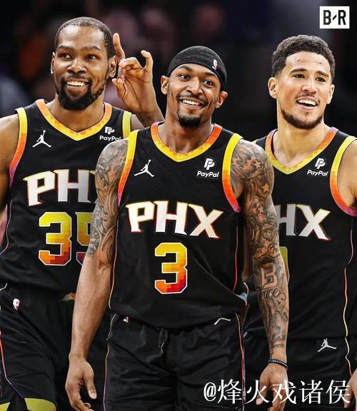 杜兰特布克合砍71分新援21+11 太阳力克活塞